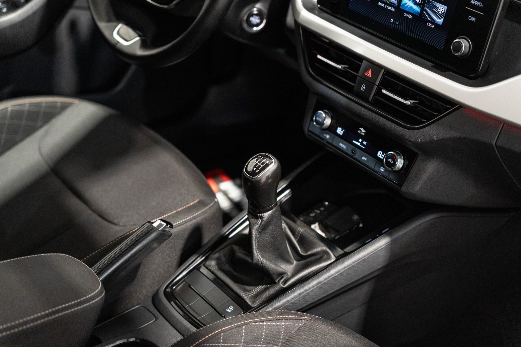 SKODA Kamiq 1.0 TSI Ambition