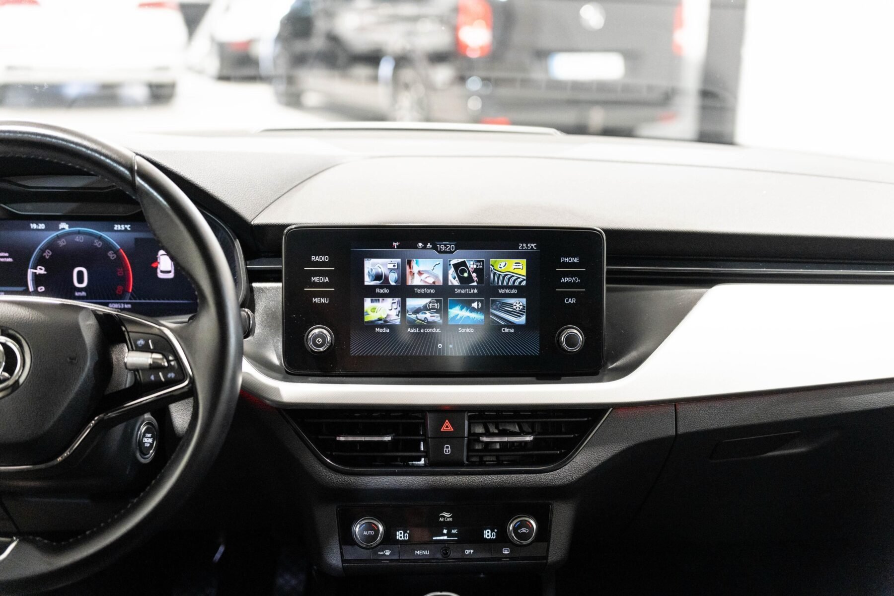 SKODA Kamiq 1.0 TSI Ambition