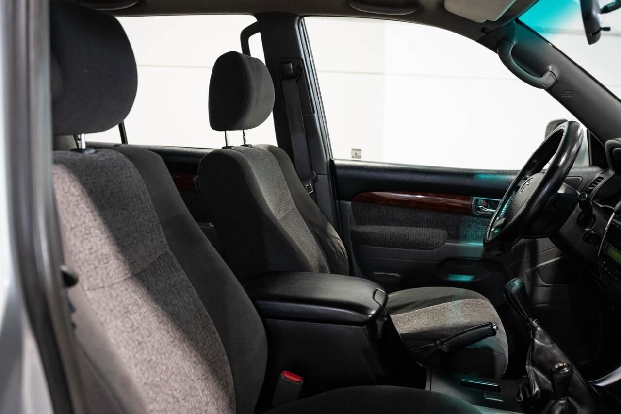 TOYOTA LAND cruiser Gx