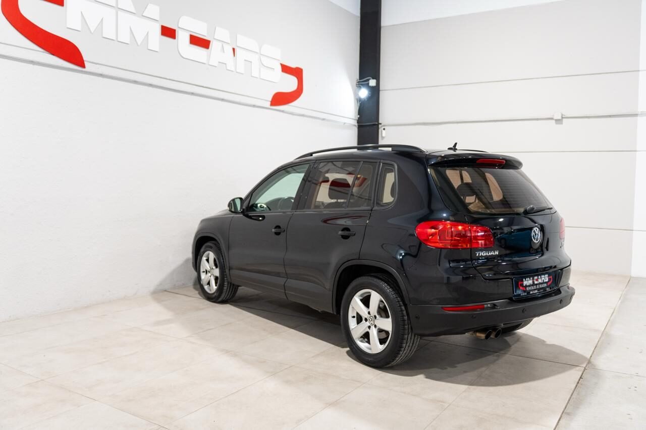 VOLKSWAGEN Tiguan BLUEMOTION 