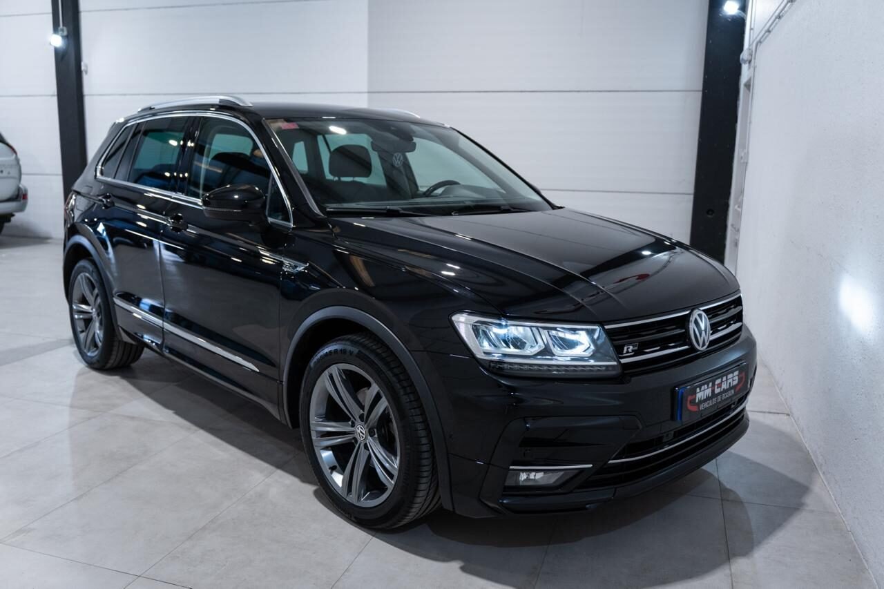 VOLKSWAGEN Tiguan R-line