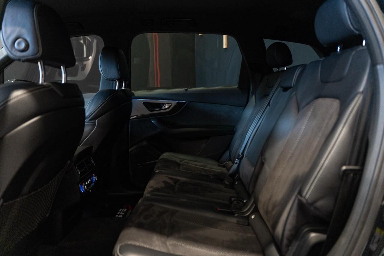 AUDI Q7 Sline