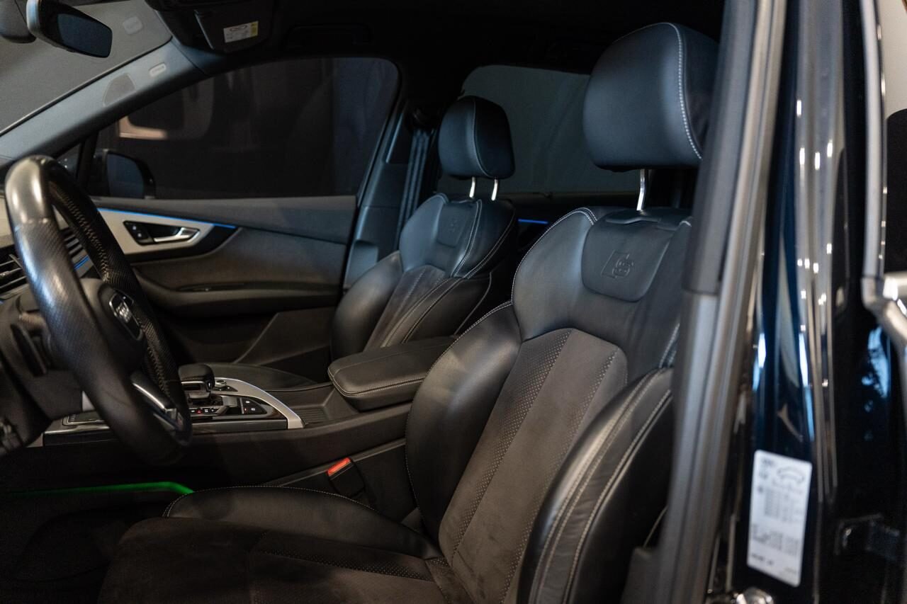 AUDI Q7 Sline