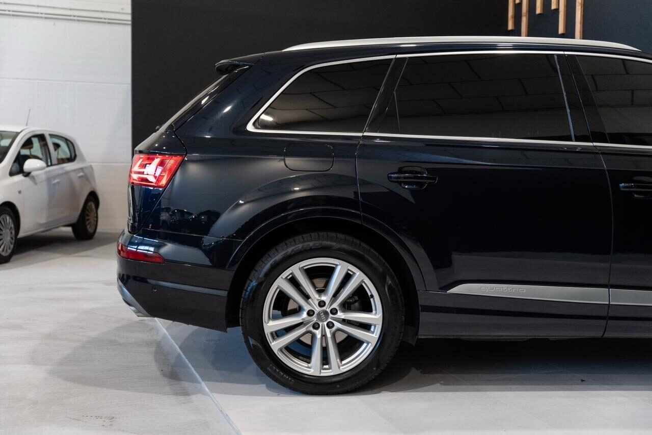 AUDI Q7 Sline