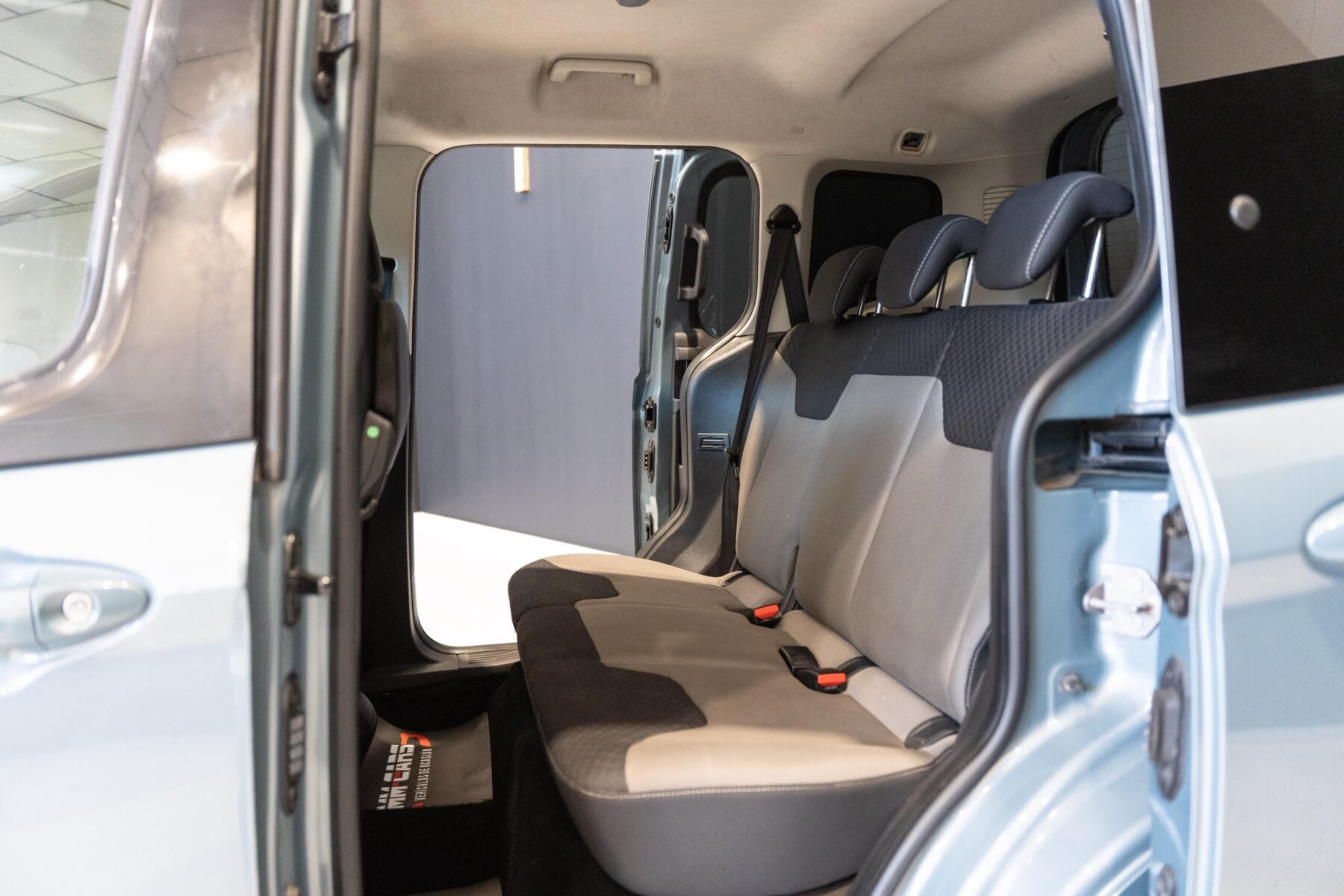 FORD Tourneo COURIER 