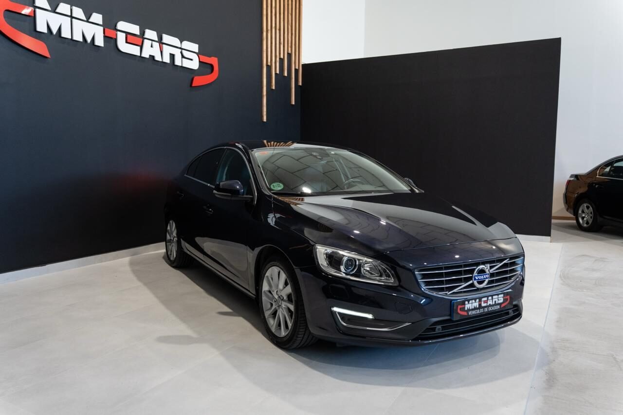VOLVO S60 Momentun