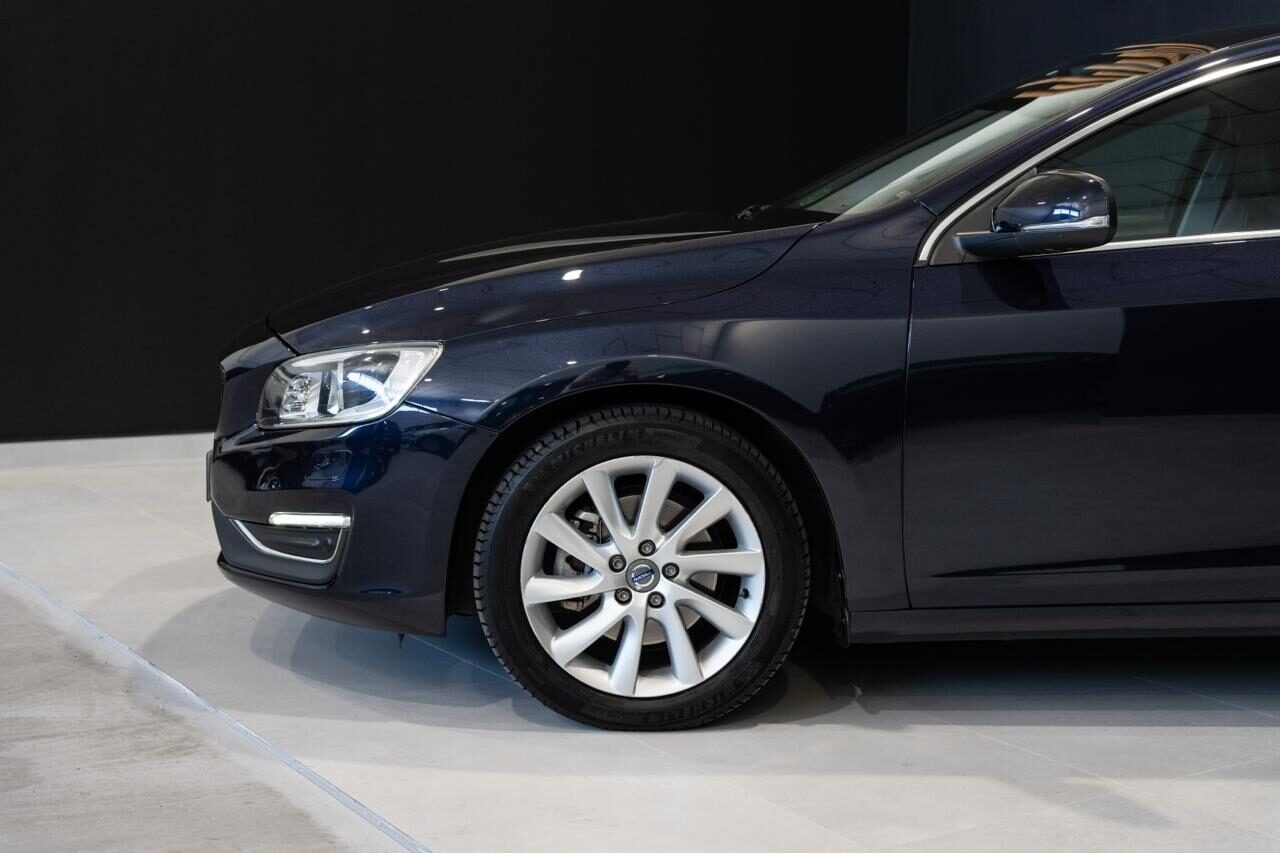 VOLVO S60 Momentun
