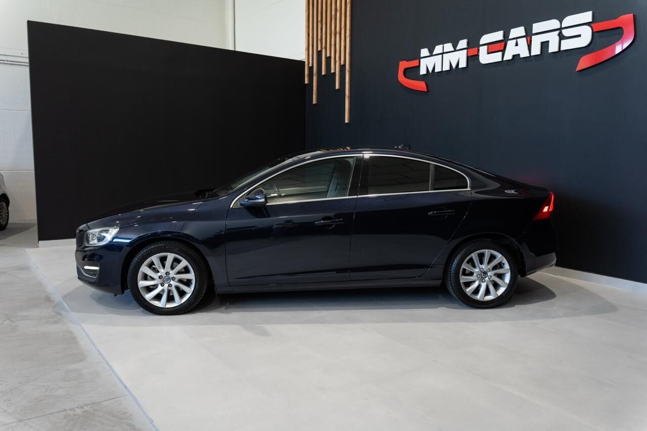 VOLVO S60 Momentun