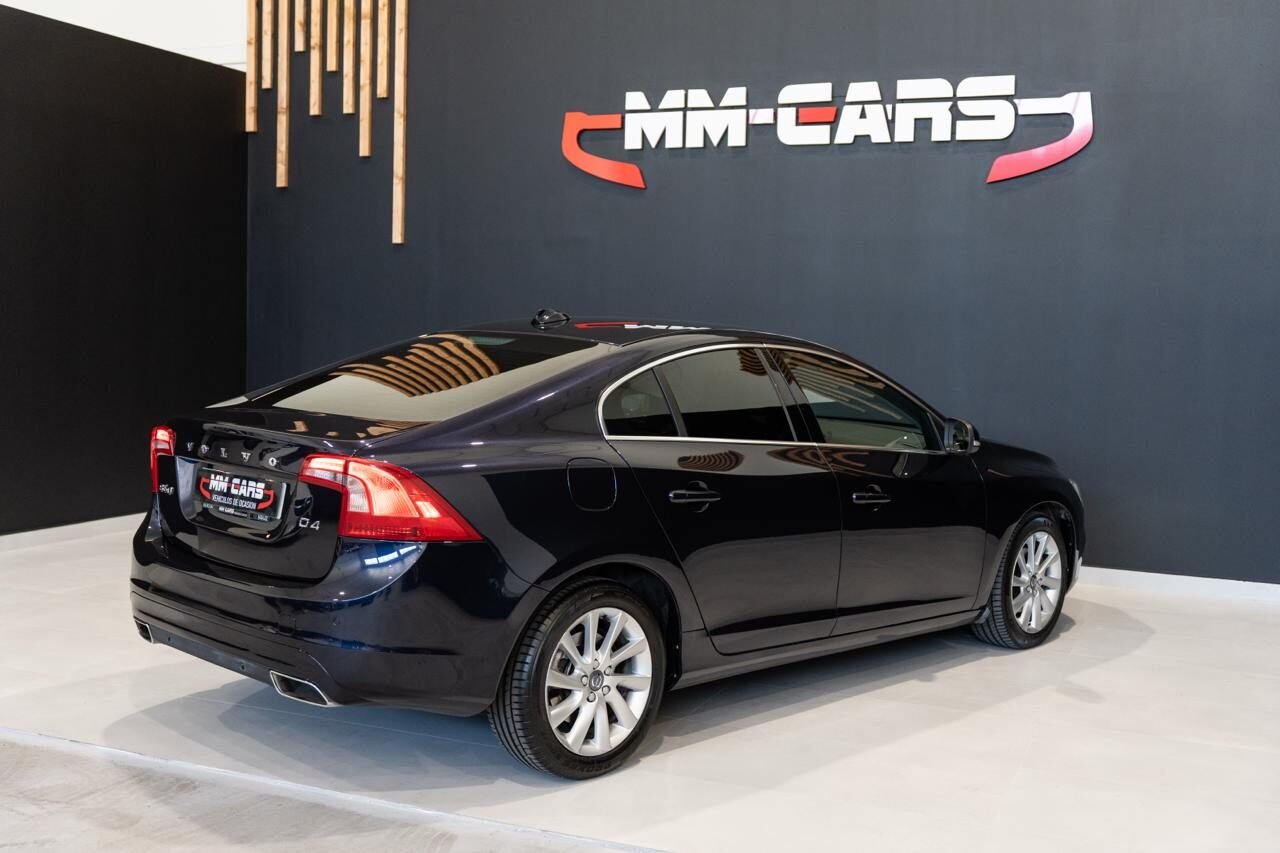 VOLVO S60 Momentun