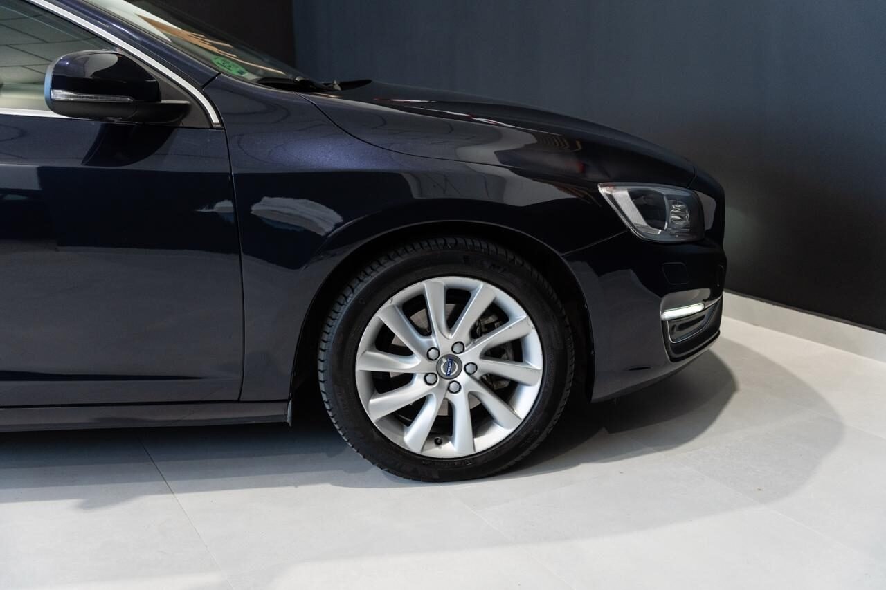 VOLVO S60 Momentun
