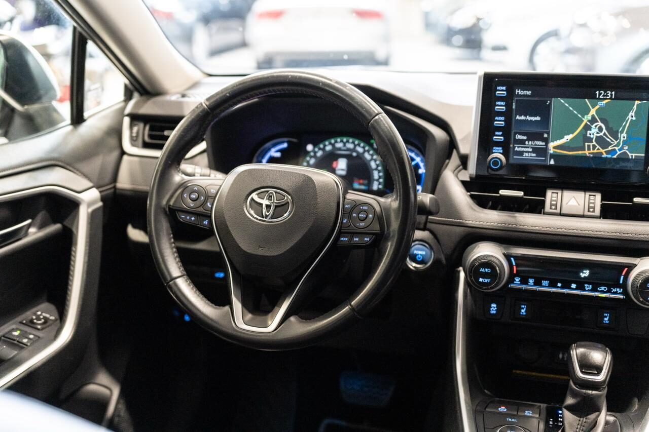 TOYOTA Rav4 Advance plus 4wd
