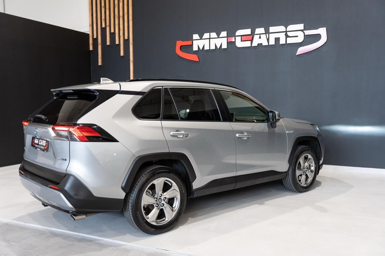 TOYOTA Rav4 Advance plus 4wd