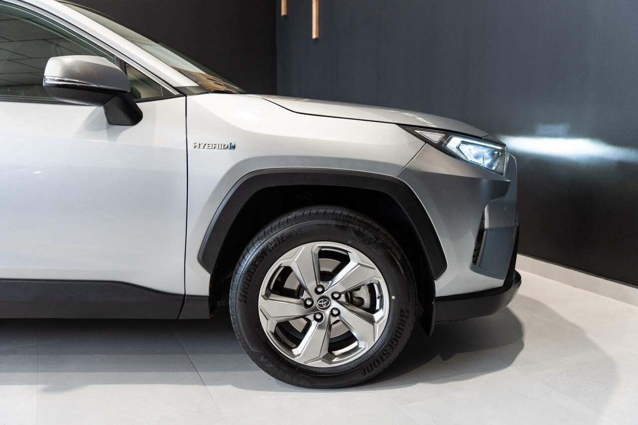 TOYOTA Rav4 Advance plus 4wd