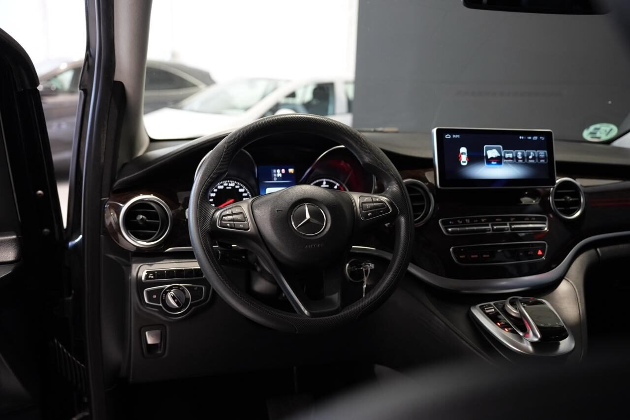 MERCEDES-BENZ Clase v Advangarde