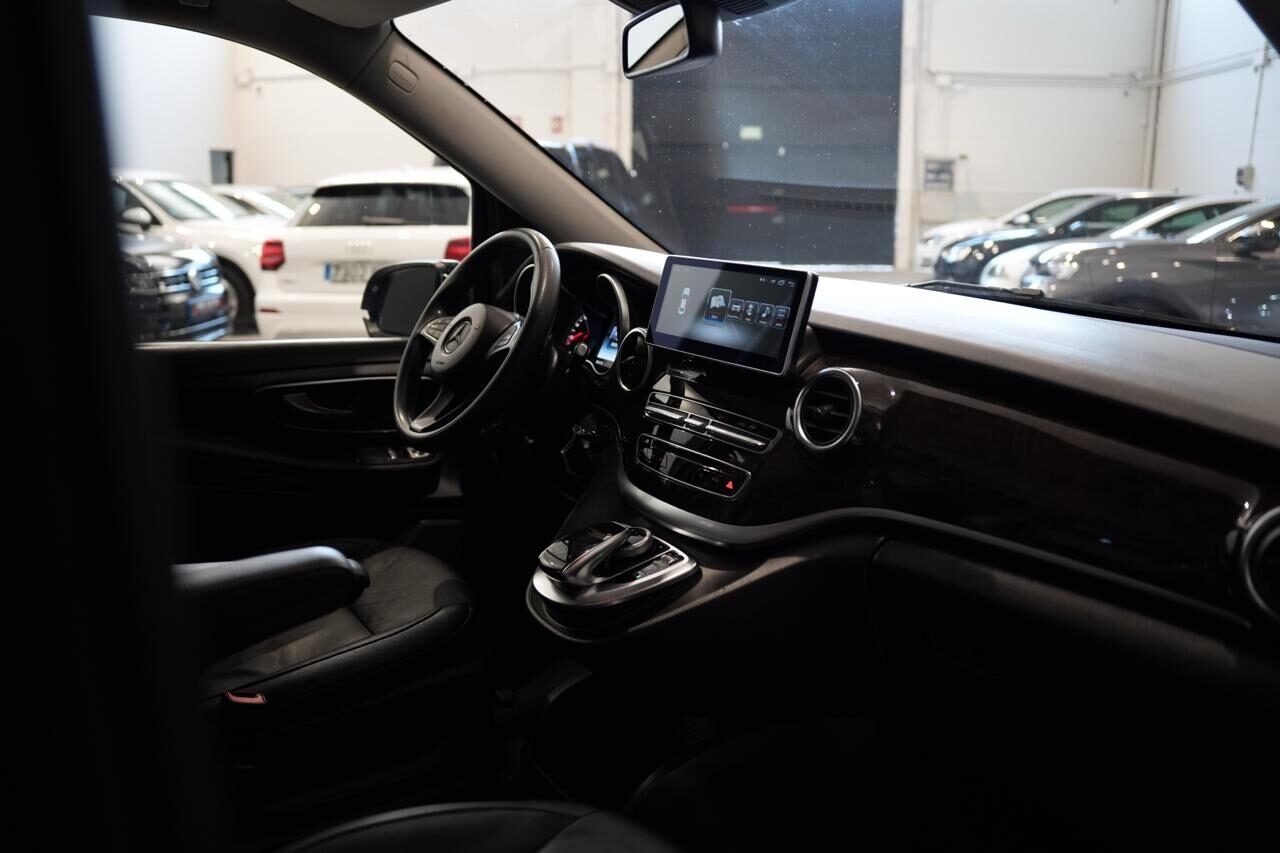 MERCEDES-BENZ Clase v Advangarde