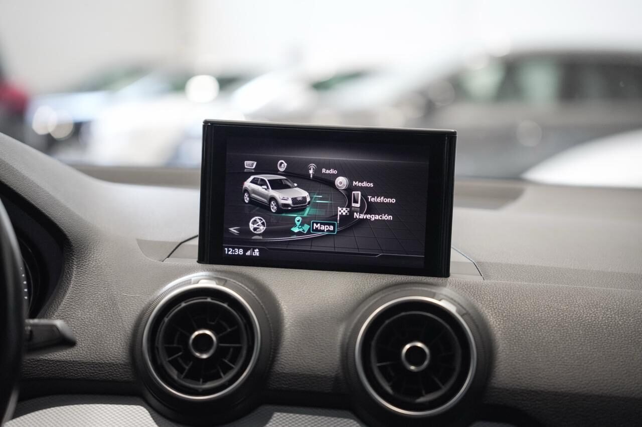 AUDI Q2 30 Tdi 