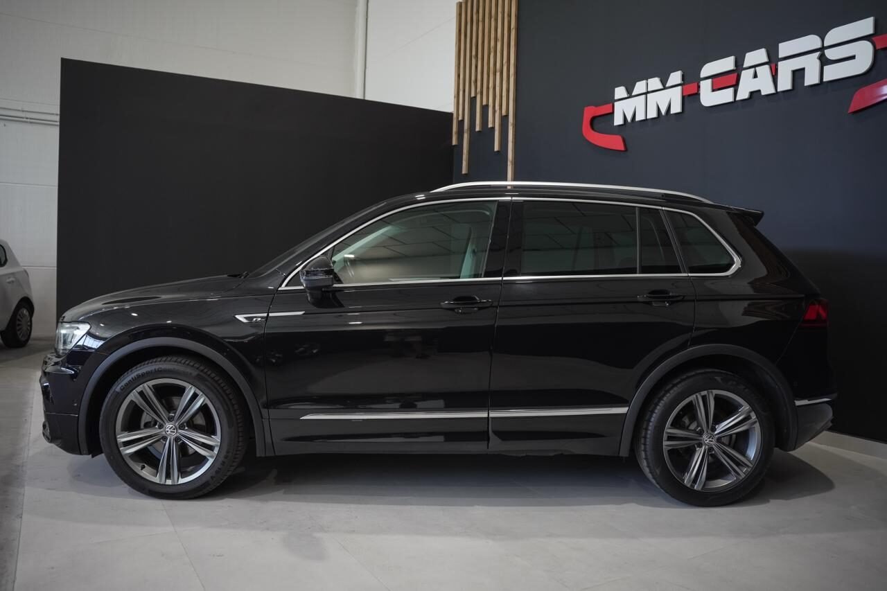VOLKSWAGEN Tiguan R line