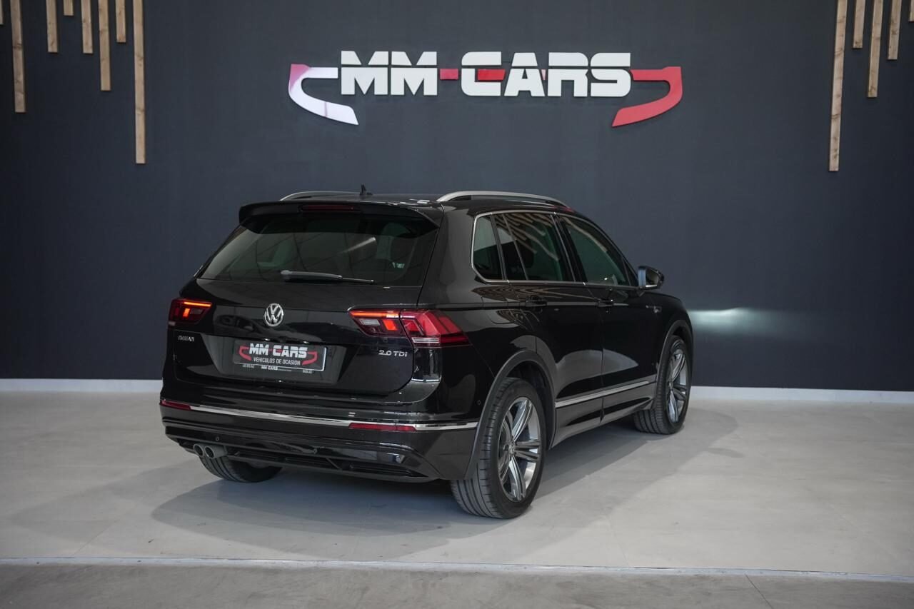 VOLKSWAGEN Tiguan R line