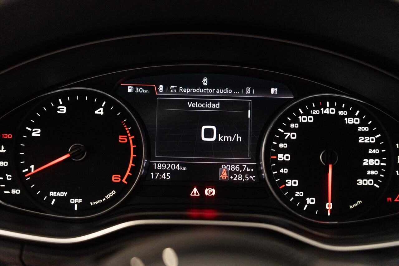 AUDI A4 S-line