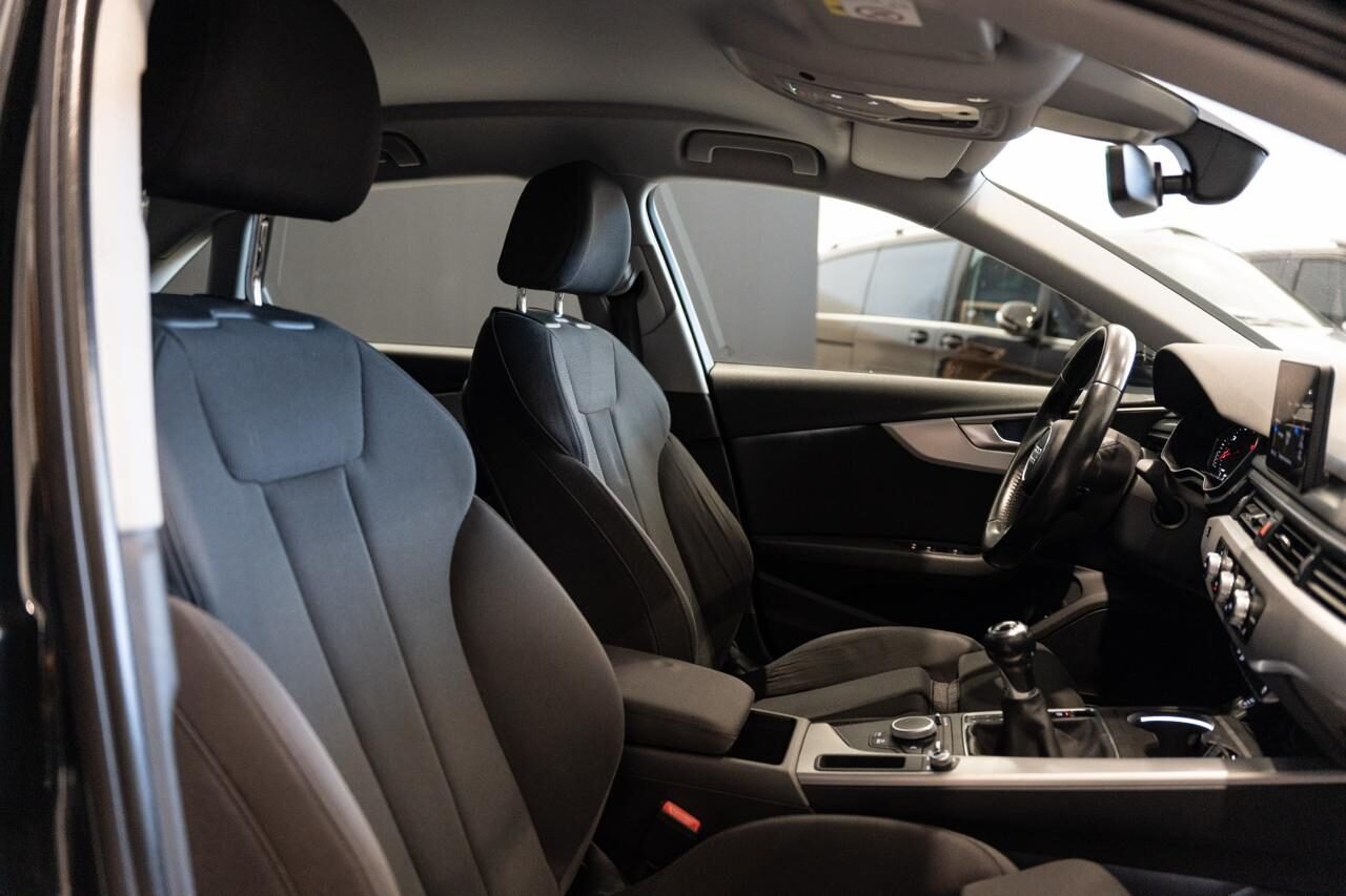 AUDI A4 S-line
