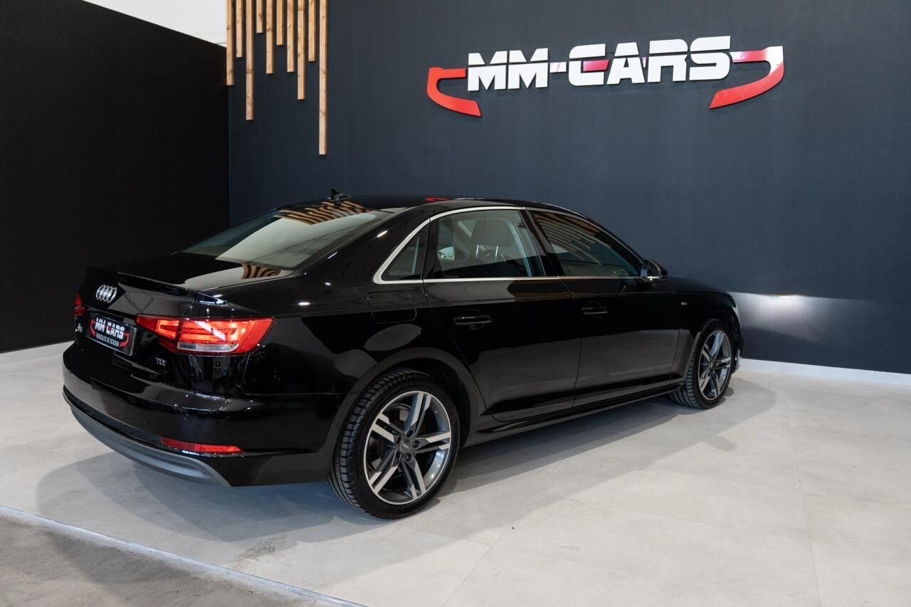 AUDI A4 S-line