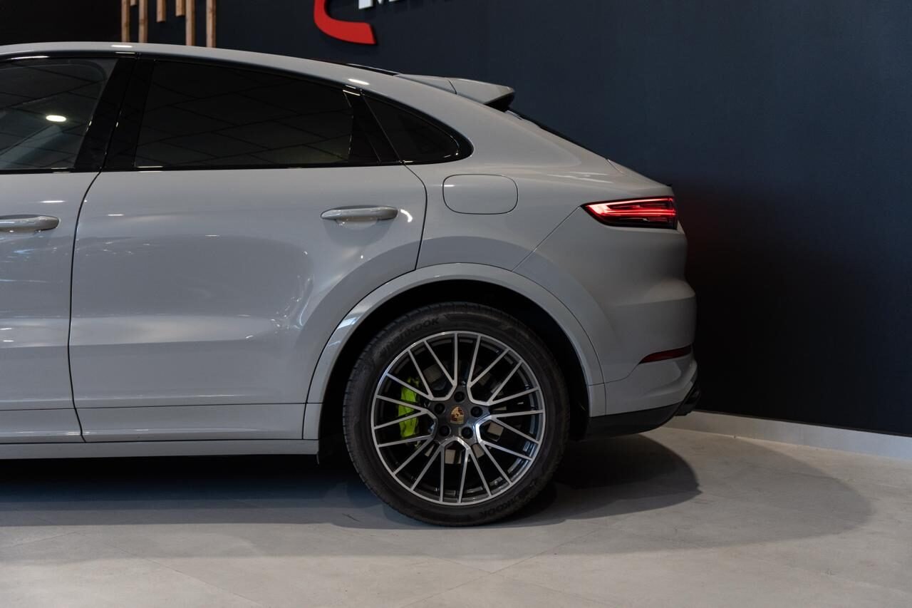 PORSCHE Cayenne Coupe