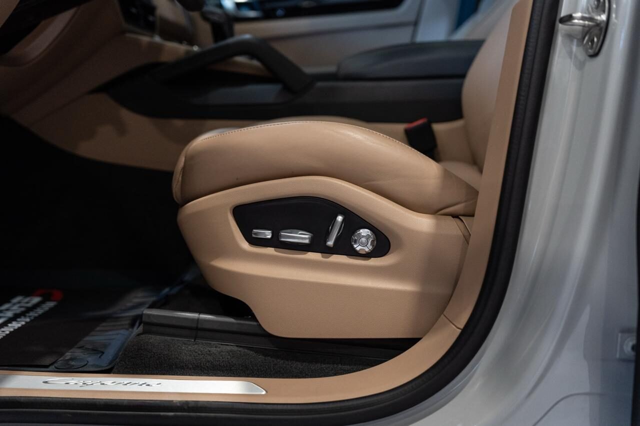 PORSCHE Cayenne Coupe
