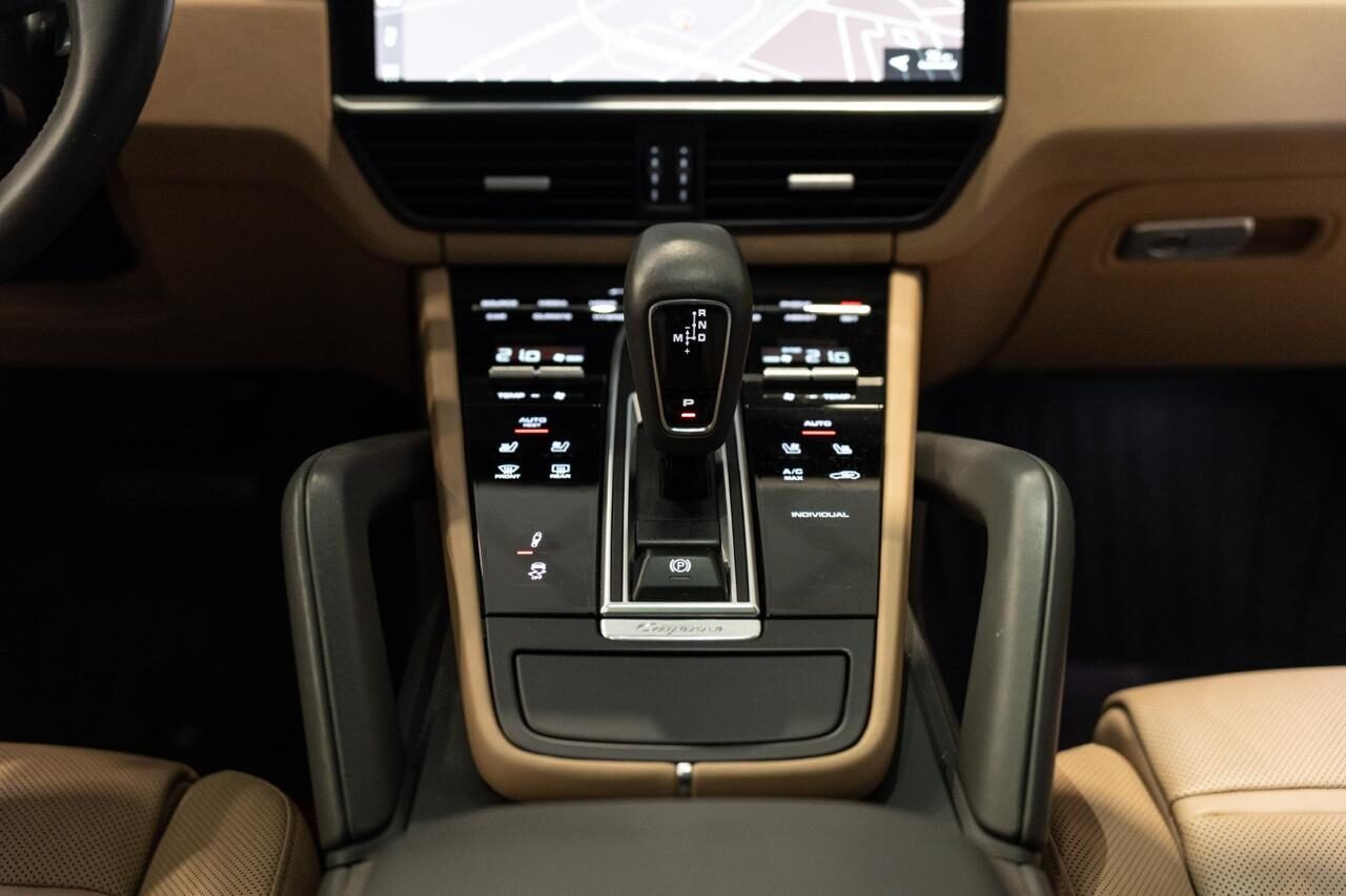 PORSCHE Cayenne Coupe