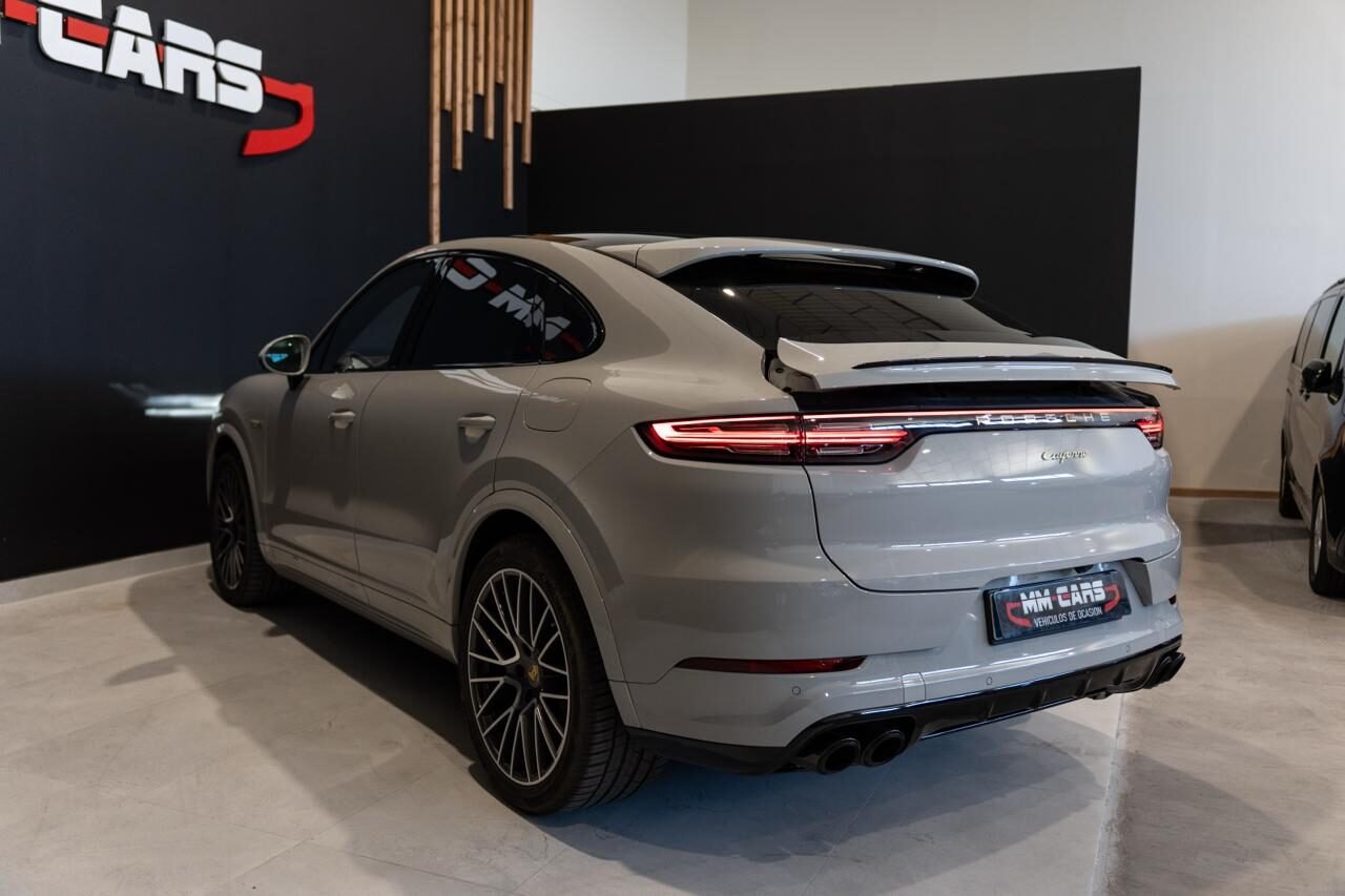 PORSCHE Cayenne Coupe