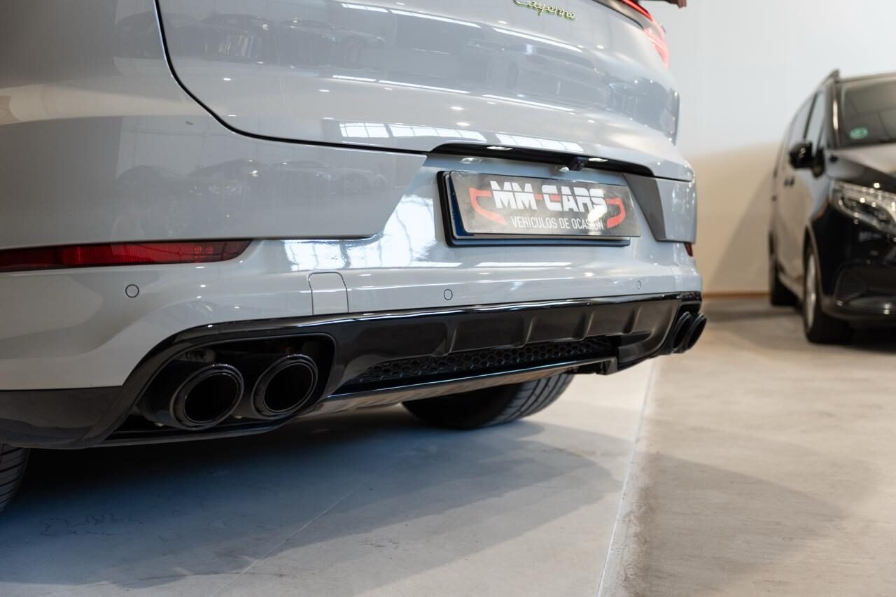 PORSCHE Cayenne Coupe