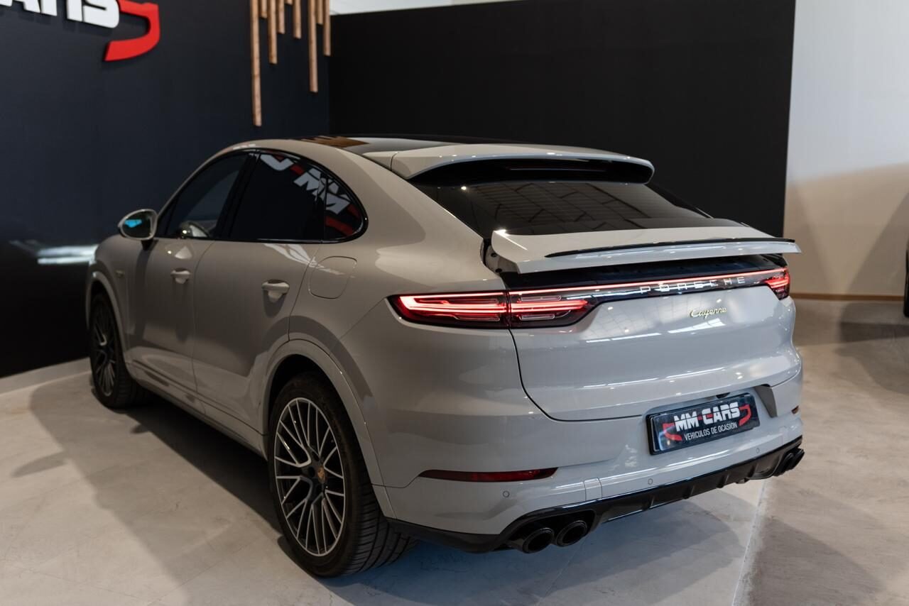 PORSCHE Cayenne Coupe