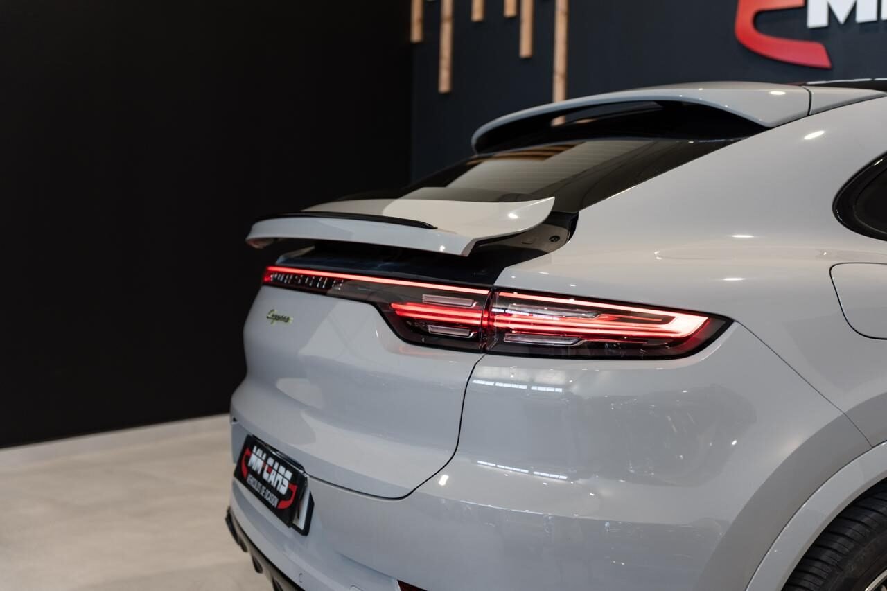 PORSCHE Cayenne Coupe