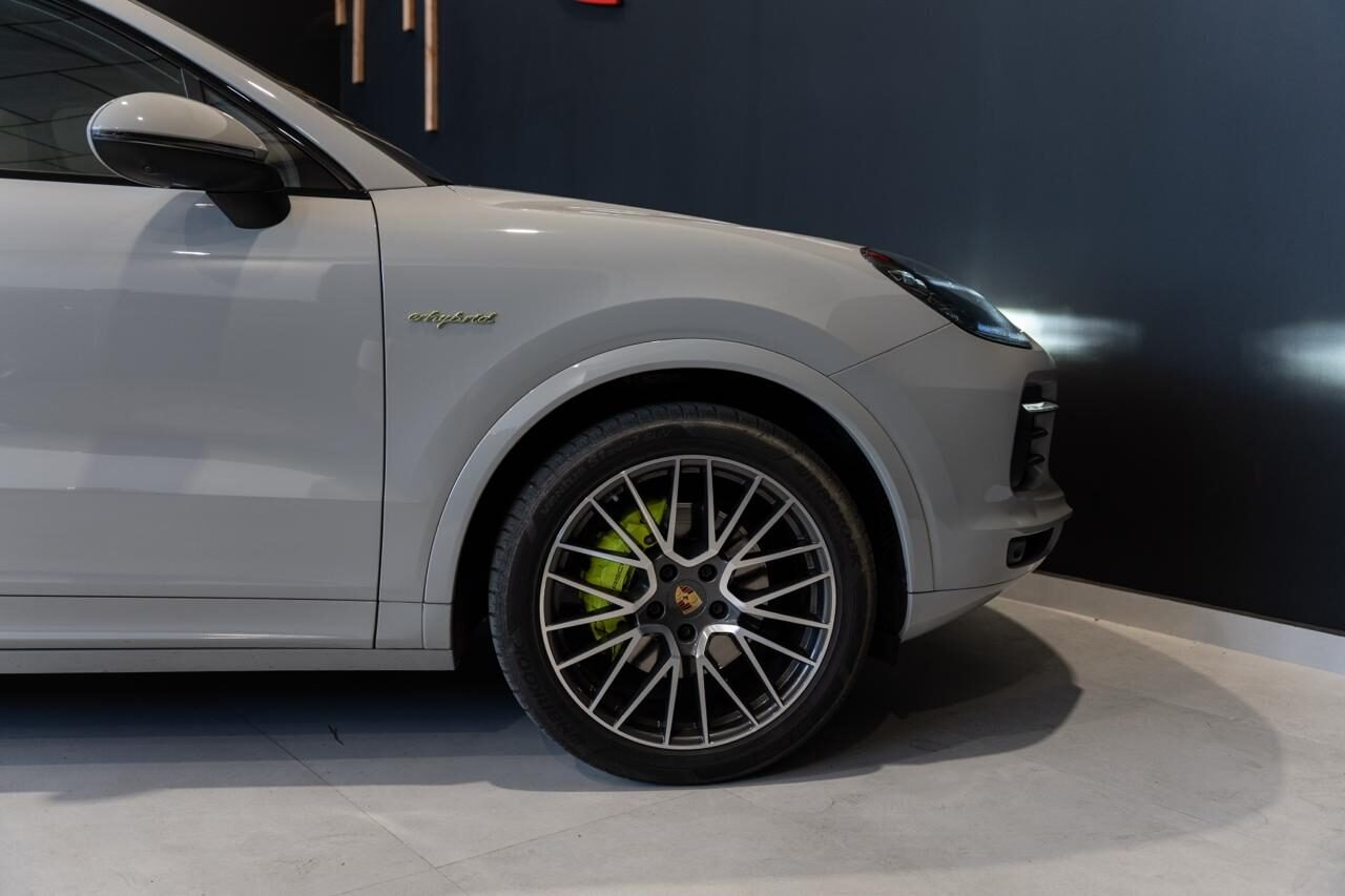 PORSCHE Cayenne Coupe